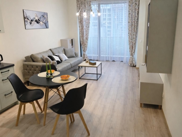 Дава се под наем Двустаен апартамент в София, Кръстова вада - 66 кв.м за 796.62 € - Снимка #1