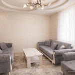 Дава се под наем Тристаен апартамент в Пловдив, Коматево - 140 кв.м за 698.19 € - Снимка #1