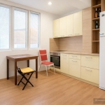 Дава се под наем Тристаен апартамент в Пловдив, Кършияка - 68 кв.м за 698.19 € - Снимка #1