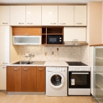 Дава се под наем Тристаен апартамент в Пловдив, Христо Смирненски - 86 кв.м за 648.21 € - Снимка #1