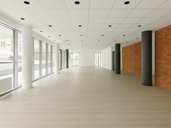 Дава се под наем Офис в София, Кръстова вада - 90 кв.м за 1080 € - Снимка #1