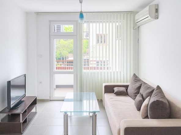 Дава се под наем Двустаен апартамент в Пловдив, Мараша - 53 кв.м за 332 € - Снимка #1