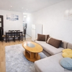 Дава се под наем Двустаен апартамент в Пловдив, Център - 56 кв.м за 348.84 € - Снимка #1