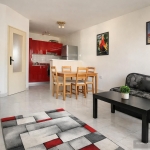 Дава се под наем Тристаен апартамент в Пловдив, Младежки Хълм - 95 кв.м за 548.25 € - Снимка #1