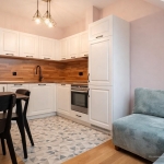 Дава се под наем Двустаен апартамент в Пловдив, Център - 60 кв.м за 648.21 € - Снимка #1