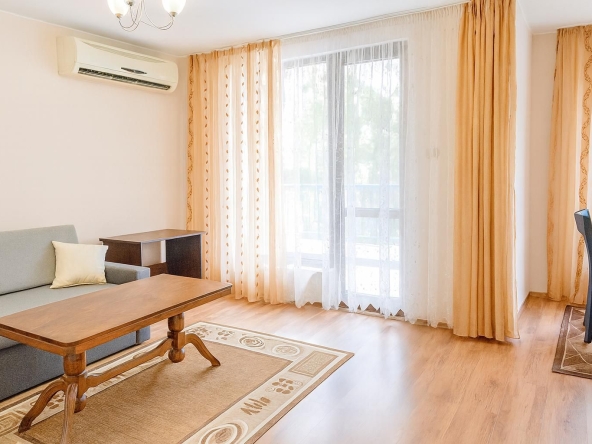 Дава се под наем Тристаен апартамент в Пловдив, Център - 95 кв.м за 600 € - Снимка #1