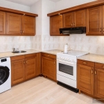 Дава се под наем Двустаен апартамент в Пловдив, Южен - 70 кв.м за 398.82 € - Снимка #1