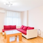 Дава се под наем Тристаен апартамент в Пловдив, Кършияка - 105 кв.м за 800 € - Снимка #1