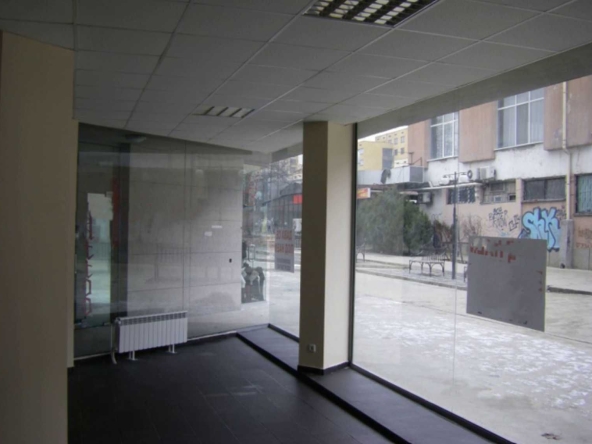 Магазин в София, Студентски град - 58 кв.м за 2000 €/кв.м - Снимка #1