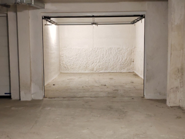 Дава се под наем Гараж / Паркомясто в София, Манастирски ливади - 22 кв.м за 153 € - Снимка #1