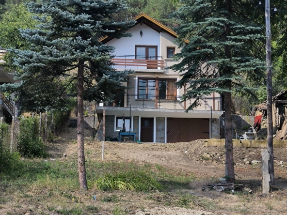 Къща в с. Драгоил, Област София-област - 189 кв.м за 477 €/кв.м - Снимка #1