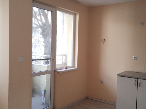 Дава се под наем Двустаен апартамент в Варна, Младост 1 - 54 кв.м за 255 € - Снимка #1