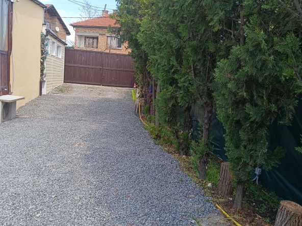 Дава се под наем Къща в Бургас, Банево - 100 кв.м за 663 € - Снимка #1