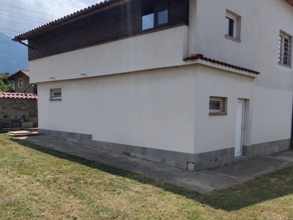 Къща в с. Самораново, Област Кюстендил - 186 кв.м за 1318 €/кв.м - Снимка #1