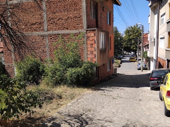 Парцел в Кюстендил, Център - 280 кв.м за 98 €/кв.м - Снимка #1