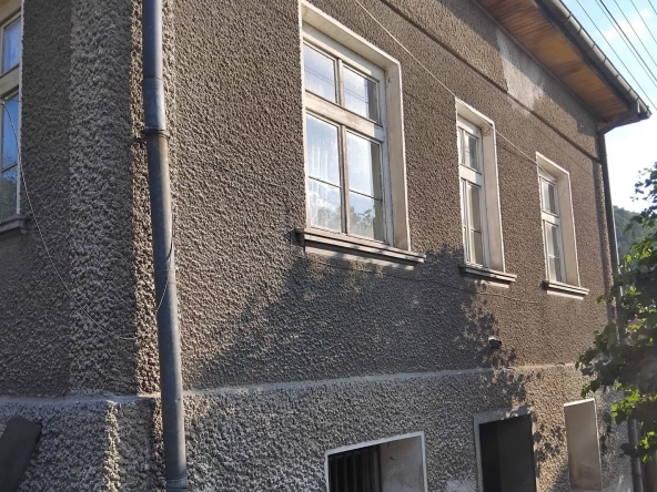 Къща в Сапарева баня - 210 кв.м за 411 €/кв.м - Снимка #1