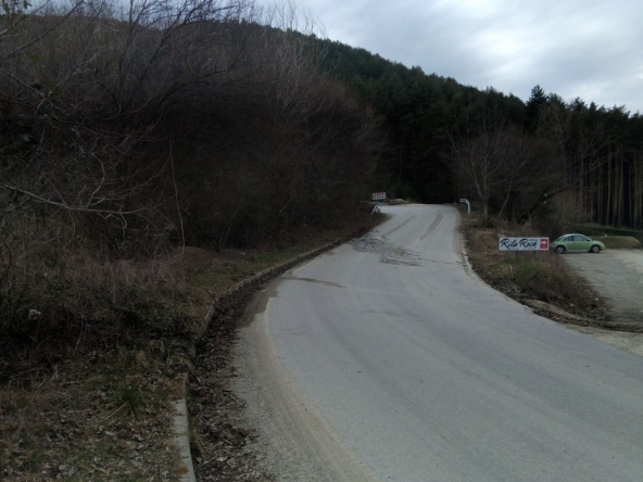 Парцел в Сапарева баня - 2600 кв.м за 30 €/кв.м - Снимка #1