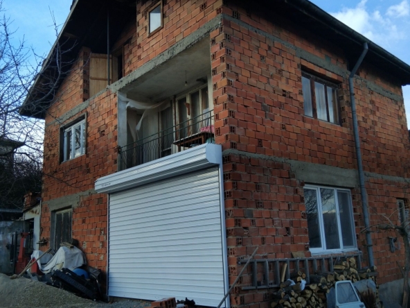 Къща в с. Долистово, Област Кюстендил - 110 кв.м за 227 €/кв.м - Снимка #1