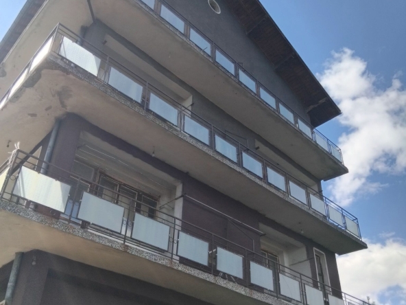 Къща в с. Коркина, Област Кюстендил - 600 кв.м за 113 €/кв.м - Снимка #1