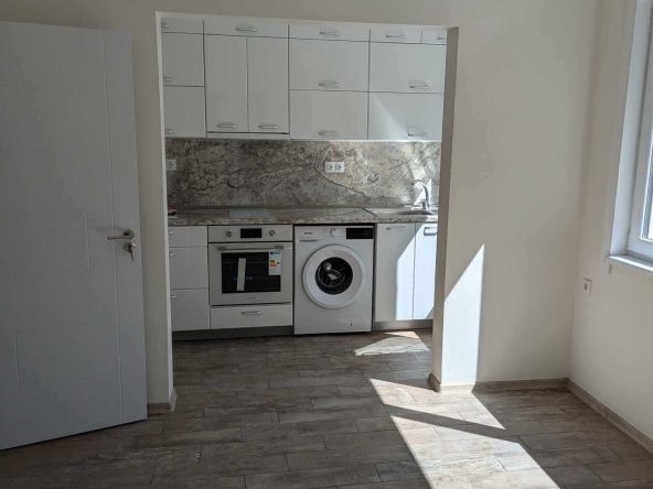 Дава се под наем Четиристаен апартамент в Варна, Чаталджа - 95 кв.м за 780 € - Снимка #1