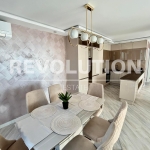 Дава се под наем Двустаен апартамент в Варна, Бриз - 130 кв.м за 1396.38 € - Снимка #1