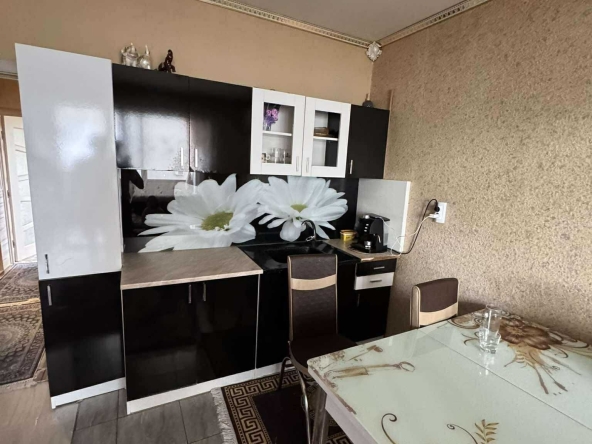Тристаен апартамент в Казанлък - 68 кв.м за 885 €/кв.м - Снимка #1