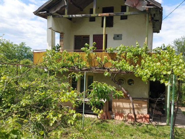 Къща в Търговище, Вилна зона - 50 кв.м за 551 €/кв.м - Снимка #1