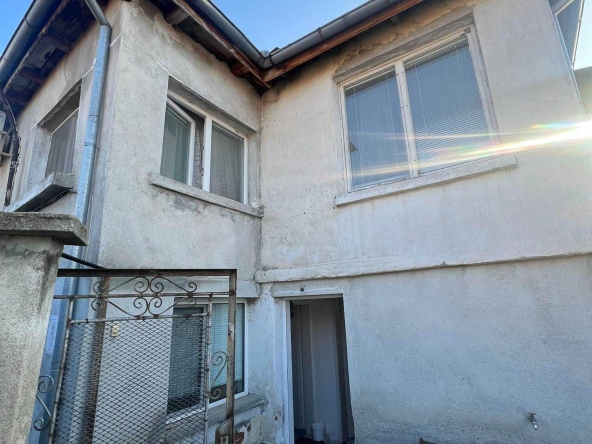 Къща в Пловдив, Център - 88 кв.м за 1739 €/кв.м - Снимка #1