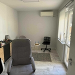 Дава се под наем Офис в Русе, Център - 10 кв.м за 153 € - Снимка #1