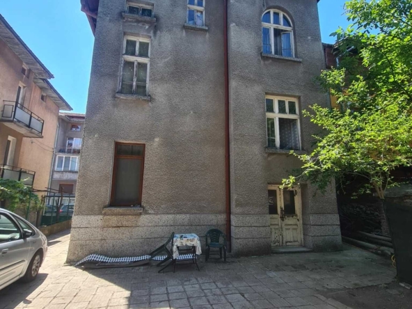 Етаж от къща в Хасково, Училищни - 104 кв.м за 640 €/кв.м - Снимка #1