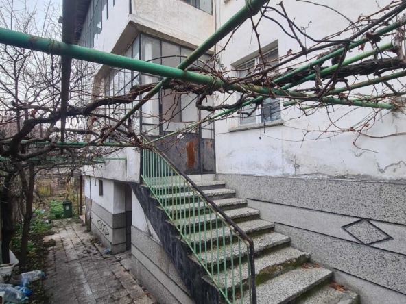 Къща в Хасково, Младежки хълм - 116 кв.м за 776 €/кв.м - Снимка #1