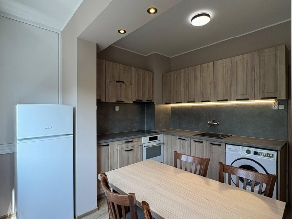 Дава се под наем Тристаен апартамент в София, Мусагеница - 68 кв.м за 650 € - Снимка #1