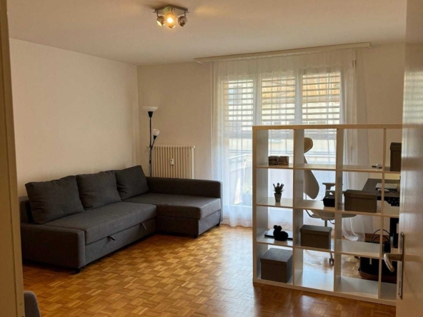 Дава се под наем Двустаен апартамент в София, Център - 55 кв.м за 402.9 € - Снимка #1