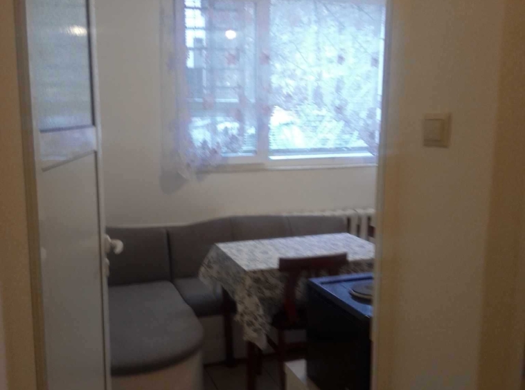 Дава се под наем Едностаен апартамент в София, Център - 42 кв.м за 372.3 € - Снимка #1