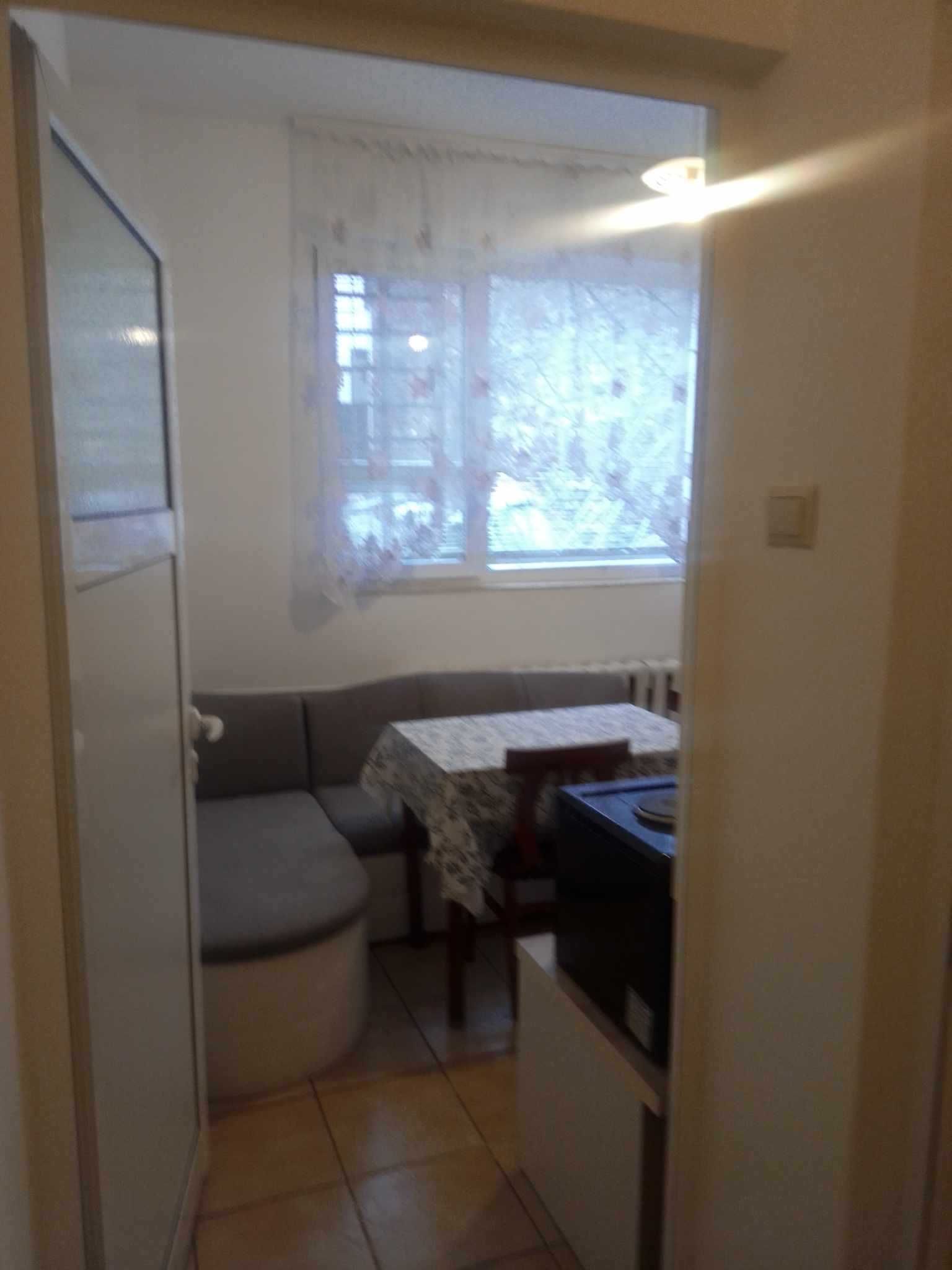 Дава се под наем Едностаен апартамент в София, Център - 42 кв.м за 372.3 € - Снимка #1