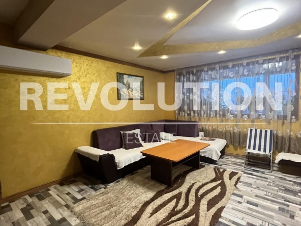 Дава се под наем Къща в Варна, Левски - 150 кв.м за 650 € - Снимка #1