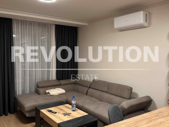 Дава се под наем Двустаен апартамент в Пловдив, Христо Смирненски - 66 кв.м за 450 € - Снимка #1