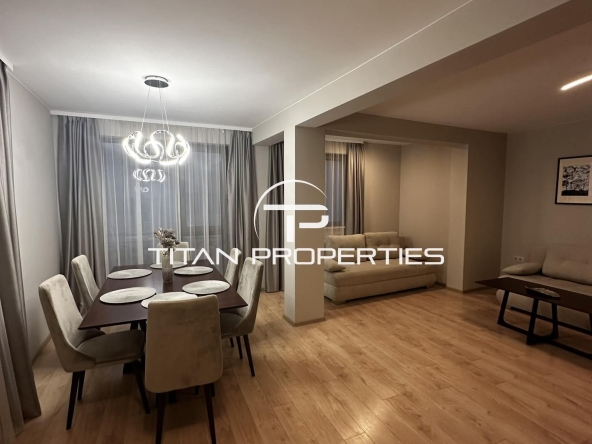 Дава се под наем Тристаен апартамент в Варна, Център - 120 кв.м за 1500 € - Снимка #1