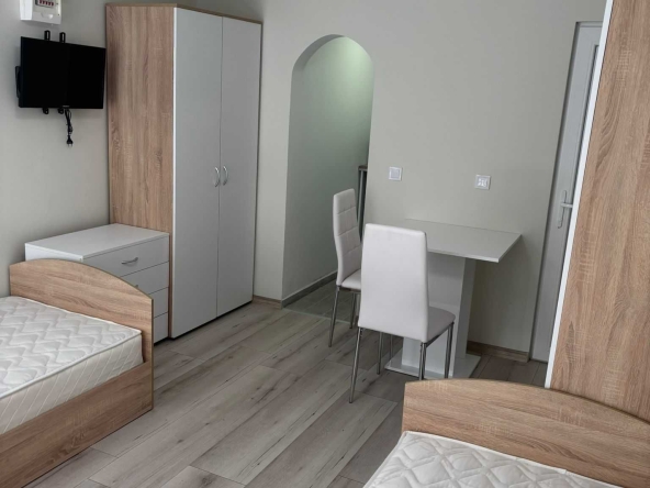 Дава се под наем Едностаен апартамент в Варна, Автогара - 20 кв.м за 346.8 € - Снимка #1