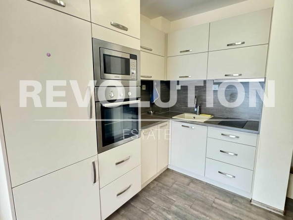 Дава се под наем Тристаен апартамент в Пловдив, Южен - 88 кв.м за 600 € - Снимка #1