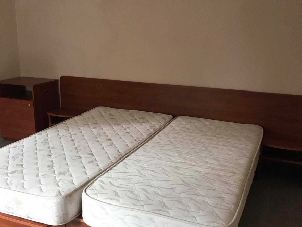 Дава се под наем Едностаен апартамент в Пловдив, Изгрев - 45 кв.м за 204 € - Снимка #1