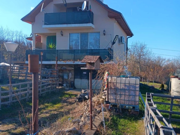 Къща в с. Лиляче, Област Враца - 50 кв.м за 918 €/кв.м - Снимка #1
