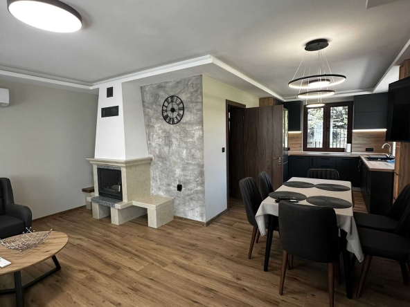 Дава се под наем Къща в Варна, Левски - 150 кв.м за 2000 € - Снимка #1