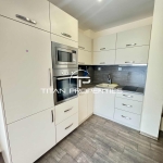 Дава се под наем Тристаен апартамент в Пловдив, Южен - 88 кв.м за 600 € - Снимка #1