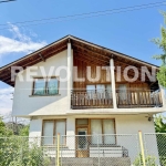 Къща в с. Марково, Област Пловдив - 135 кв.м за 2223 €/кв.м - Снимка #1