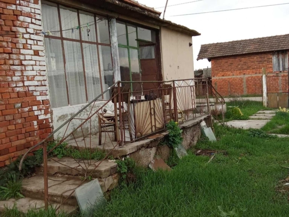 Къща в с. Смирненски, Област Монтана - 75 кв.м за 136 €/кв.м - Снимка #1