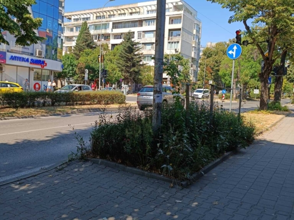 Дава се под наем Магазин в Варна, Окръжна болница - 25 кв.м за 357 € - Снимка #1