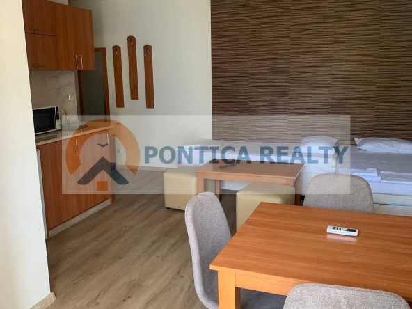 Двустаен апартамент в к.к. Слънчев бряг - 56 кв.м за 1411 €/кв.м - Снимка #1