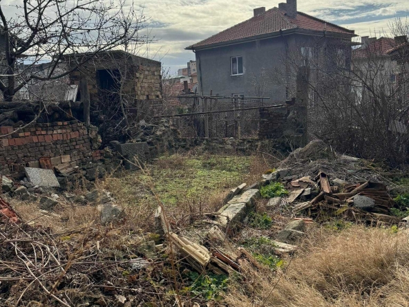 Етаж от къща в Айтос - 150 кв.м за 667 €/кв.м - Снимка #1