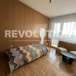 Дава се под наем Двустаен апартамент в Пловдив, Кършияка - 65 кв.м за 281 € - Снимка #1